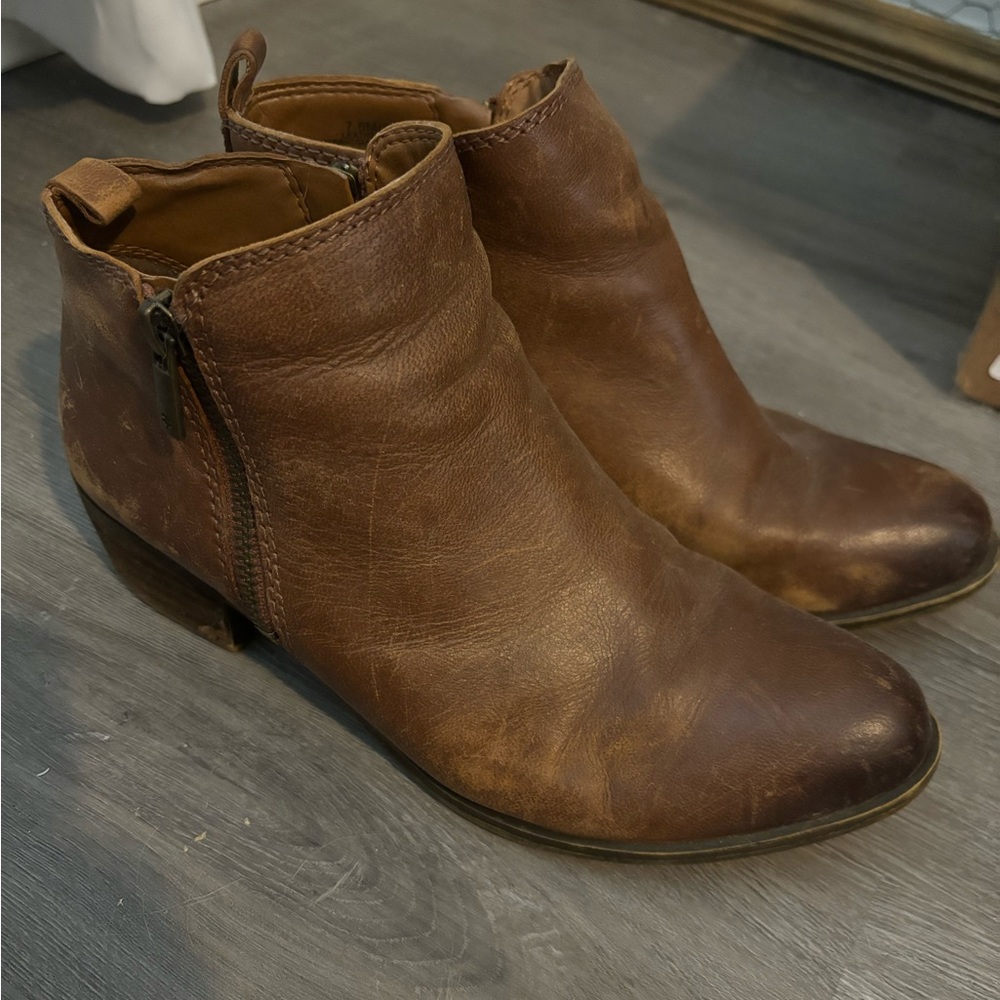 Ankle booties